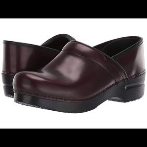 Brown Danskos